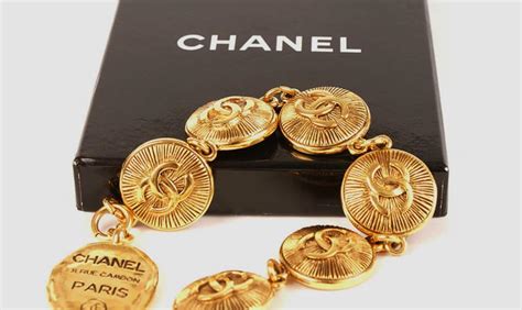 how to identify chanel jewelry